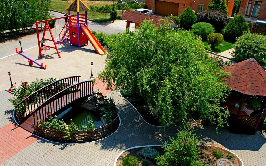 Комплекс Відпочинку Пампушка & Подушка Hotel Burlach'ya Balka Eksteriør billede