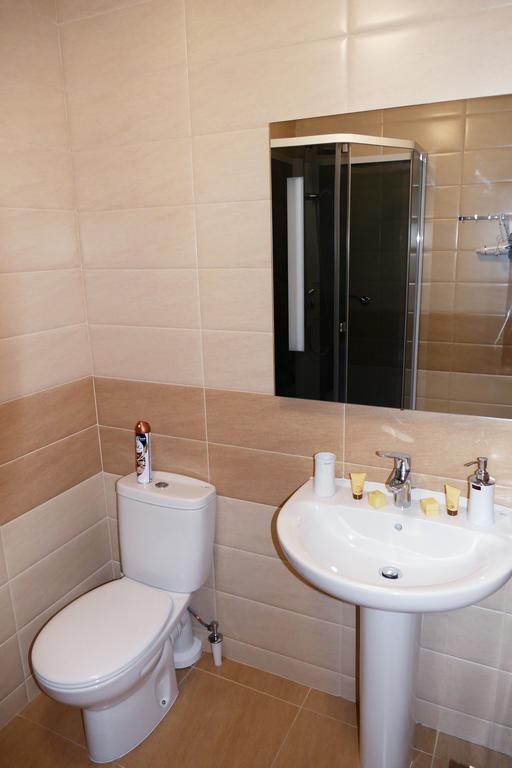 Комплекс Відпочинку Пампушка & Подушка Hotel Burlach'ya Balka Eksteriør billede