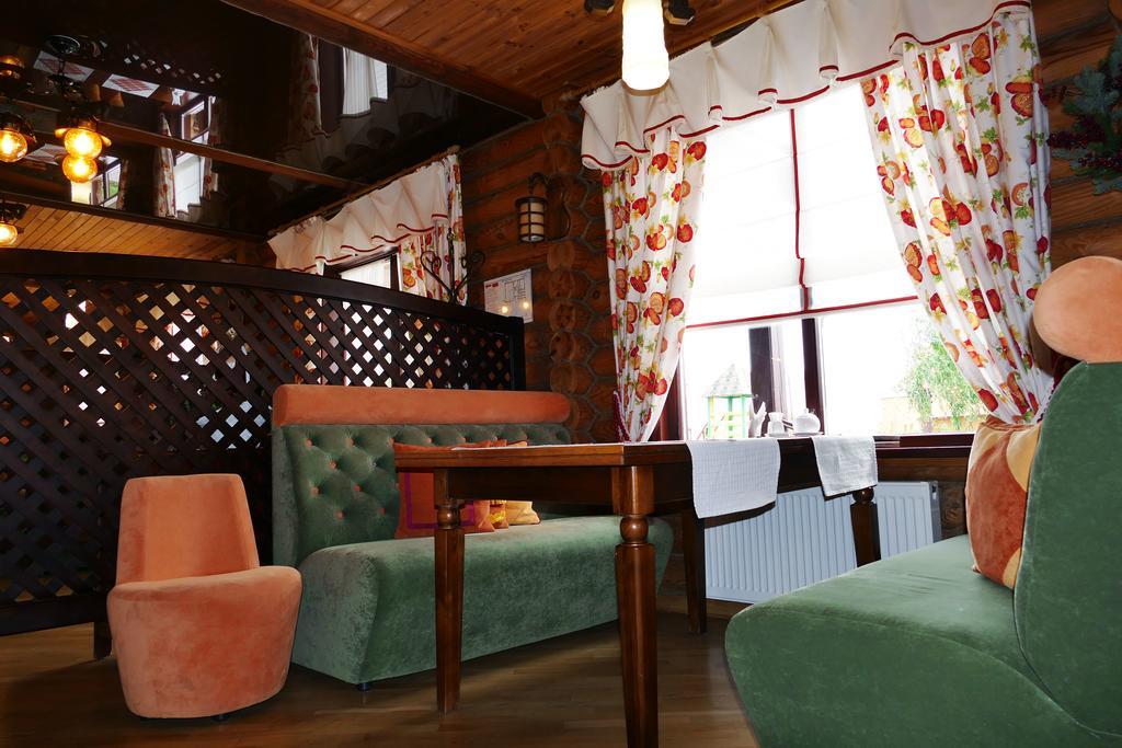 Комплекс Відпочинку Пампушка & Подушка Hotel Burlach'ya Balka Eksteriør billede