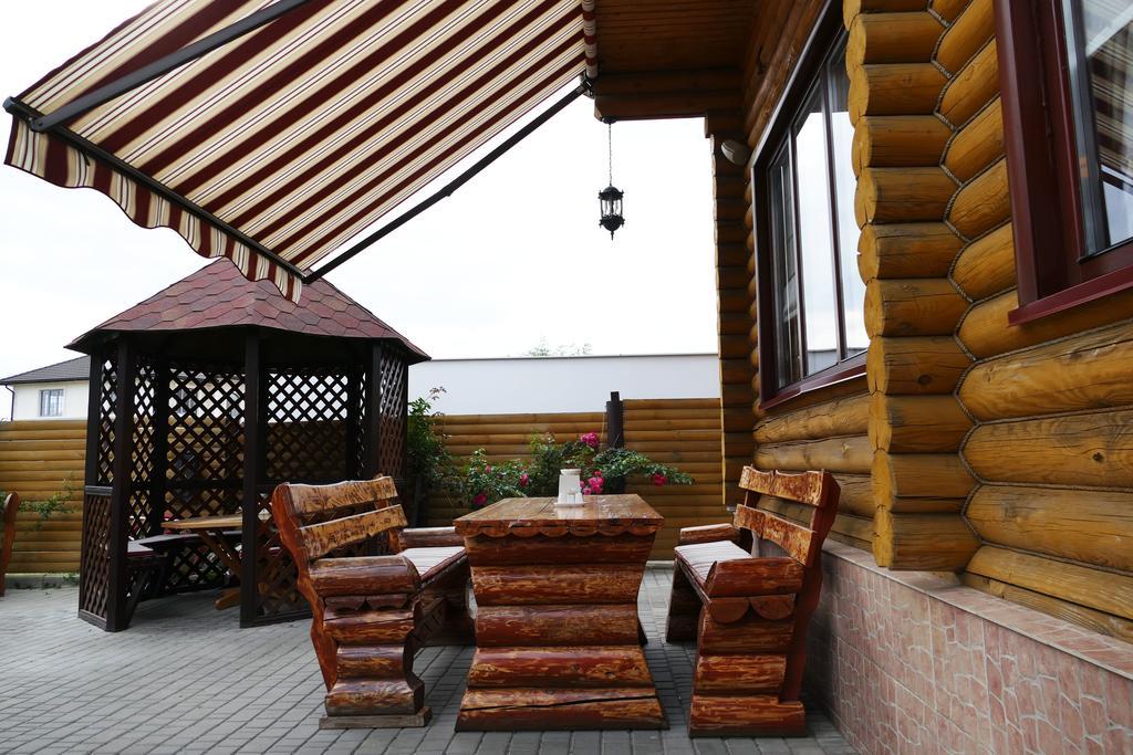 Комплекс Відпочинку Пампушка & Подушка Hotel Burlach'ya Balka Eksteriør billede