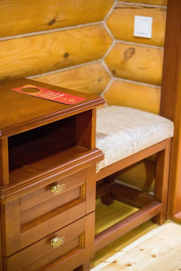 Комплекс Відпочинку Пампушка & Подушка Hotel Burlach'ya Balka Eksteriør billede