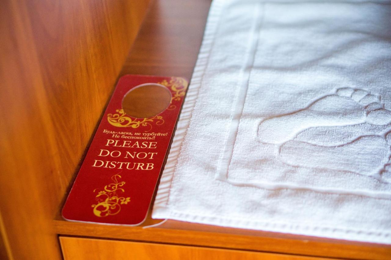 Комплекс Відпочинку Пампушка & Подушка Hotel Burlach'ya Balka Eksteriør billede