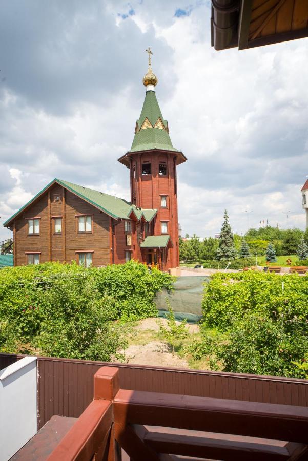 Комплекс Відпочинку Пампушка & Подушка Hotel Burlach'ya Balka Eksteriør billede